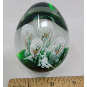 Vtg Murano Art Glass Egg Floral Green White Clear Bubbles Paperweight 3 1/4 Inch